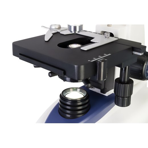 Levenhuk D95L LCD Digitální mikroskop