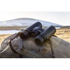 Nikon Monarch HG 10x30