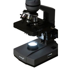 Levenhuk 320 BASE mikroskop