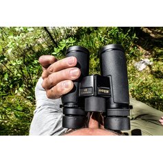 Nikon Monarch HG 10x42