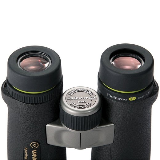 Vanguard Endeavor ED 8420 8x42
