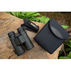 Nikon PROSTAFF P3 8x42